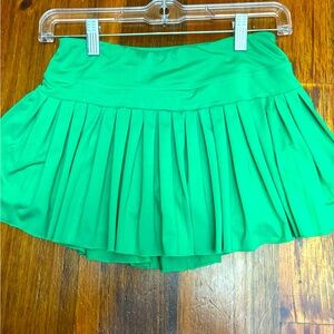 Green athletic skirt